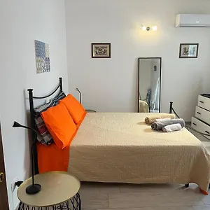 Deni's Per 2 Con Veranda Balcone Casa vacanze